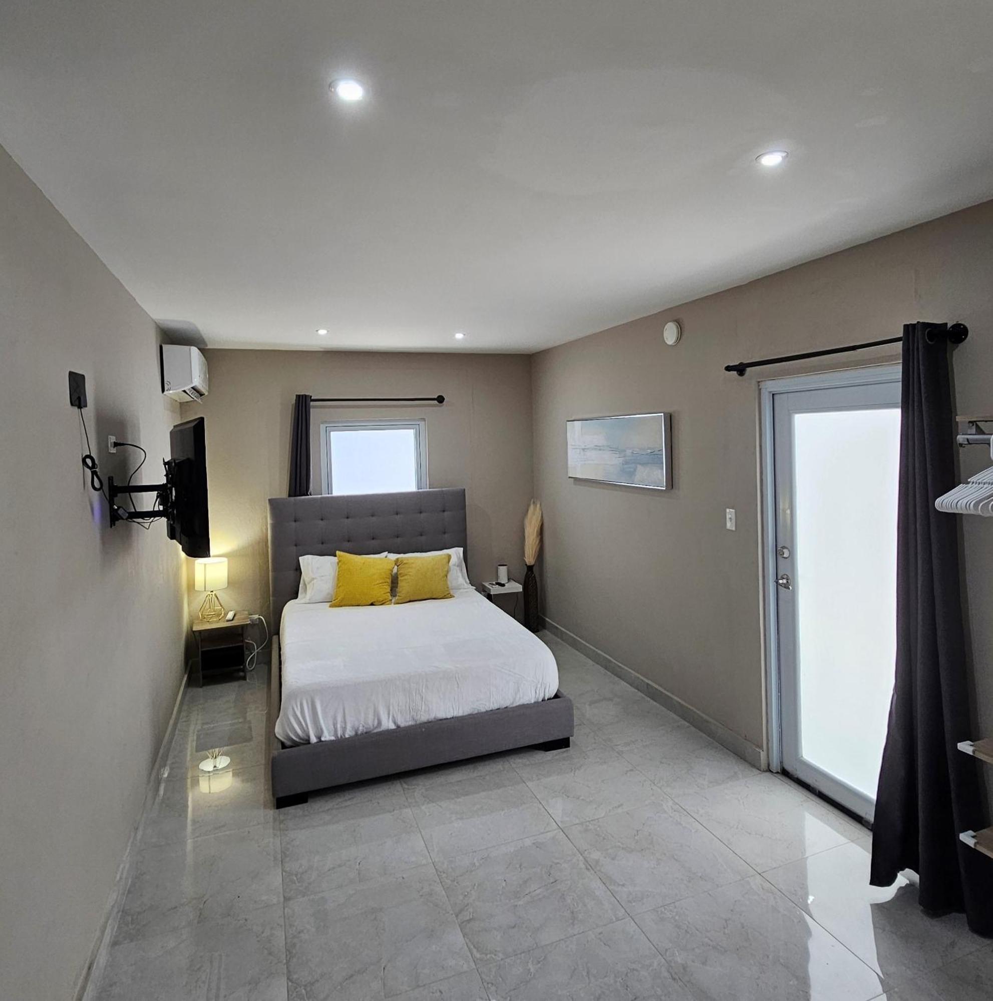 Latitude Adjustment Apartment San Juan Bagian luar foto